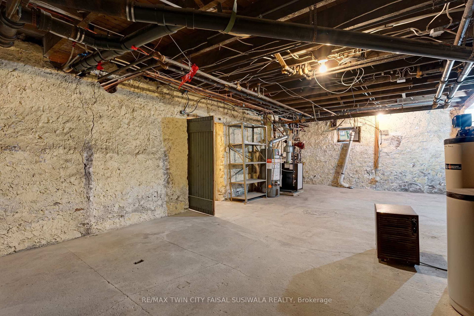 136 Blair Road • Cambridge, ON photo 39