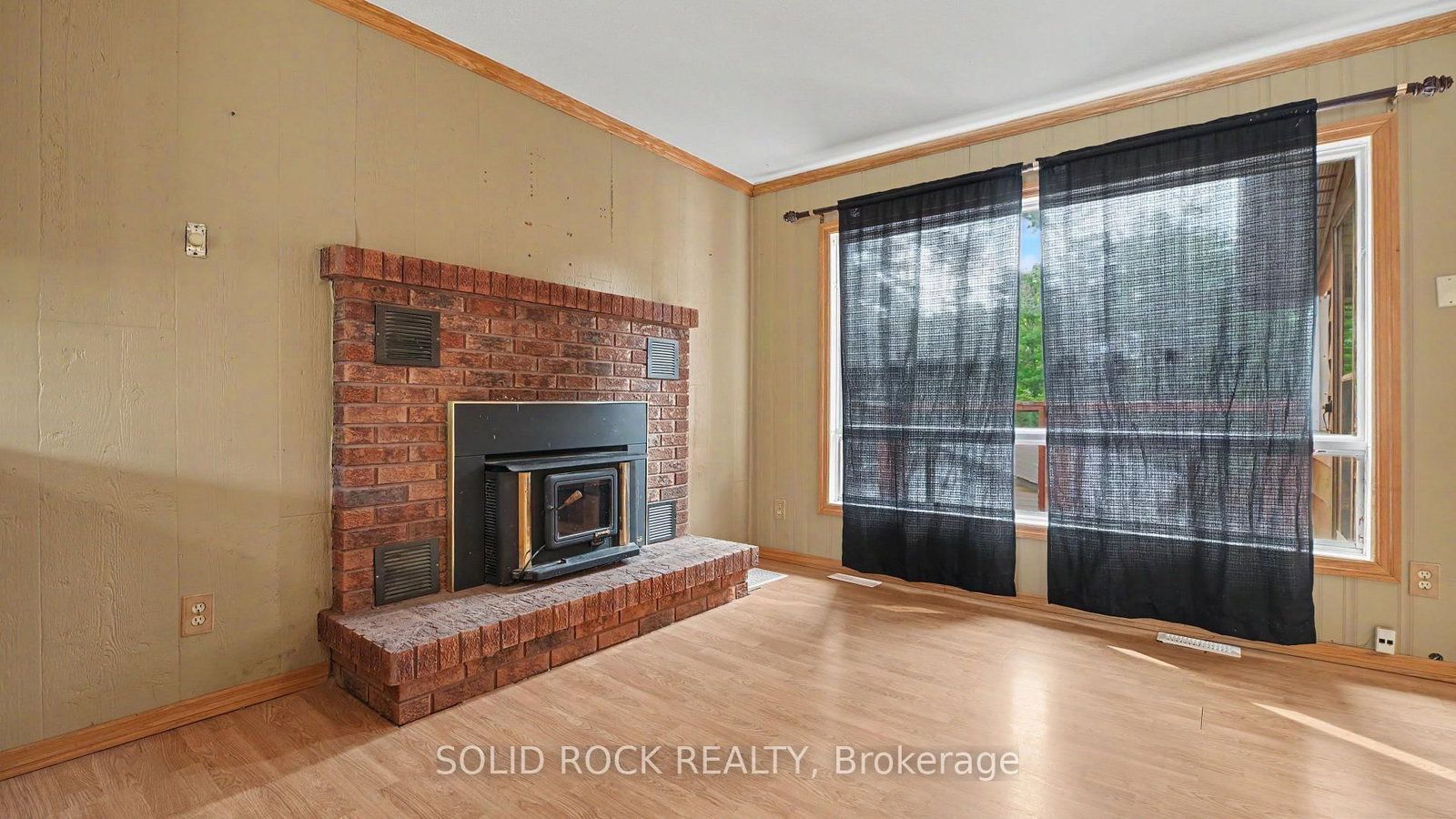 1372 VILLAGE Road • East Ferris, ON photo 12