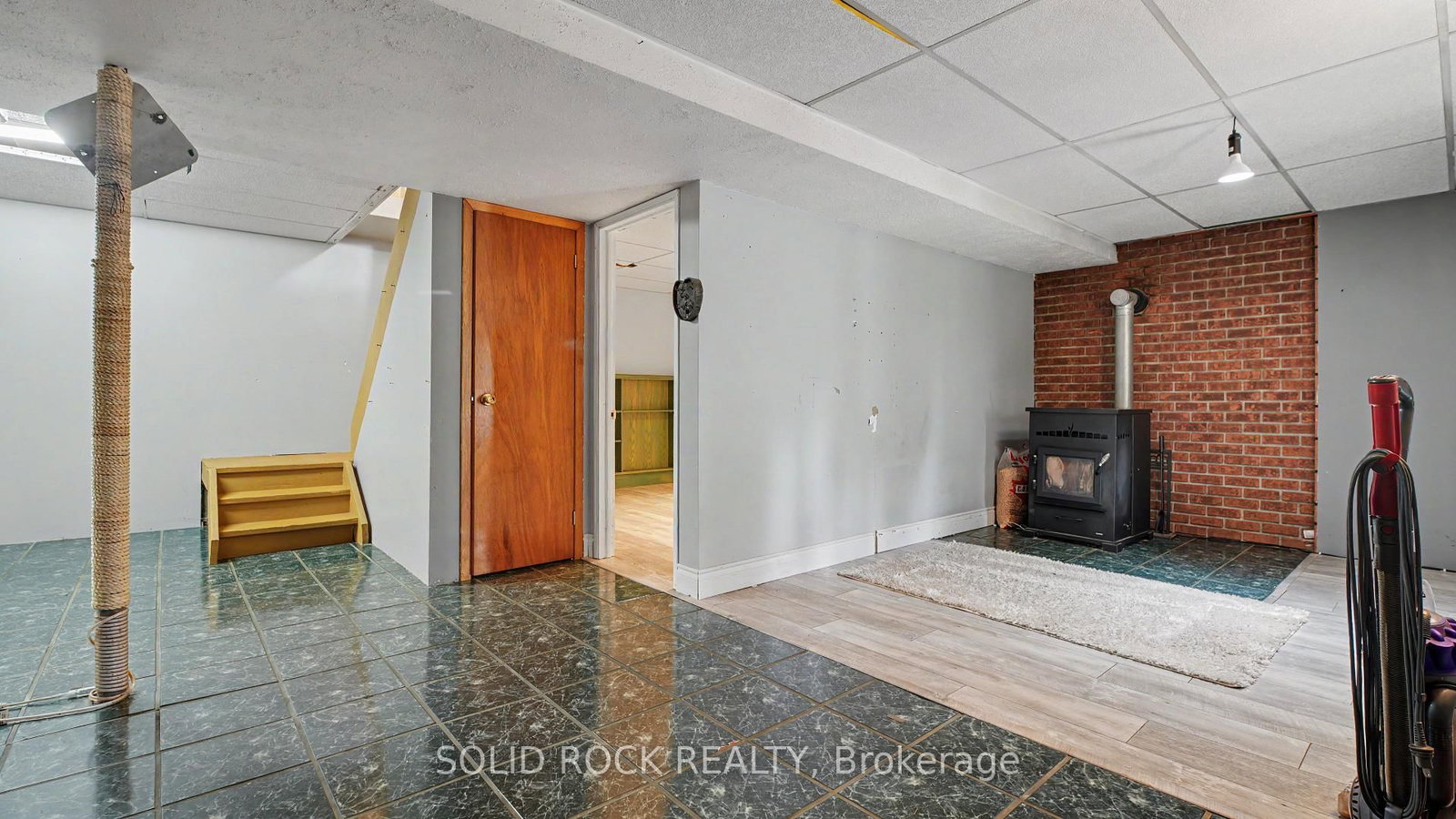 1372 VILLAGE Road • East Ferris, ON photo 33