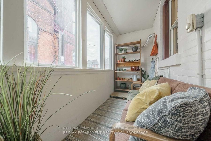 138 Victoria Avenue N • Hamilton, ON photo 14