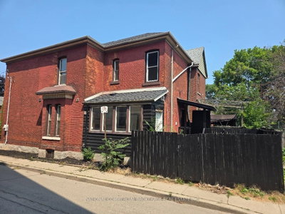 138 Victoria Avenue N • Hamilton, ON photo 4