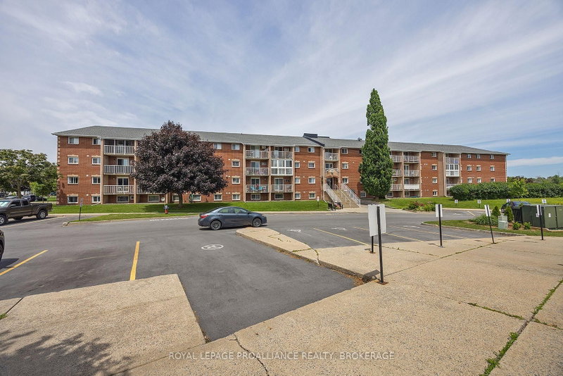 201 - 580 Armstrong Road