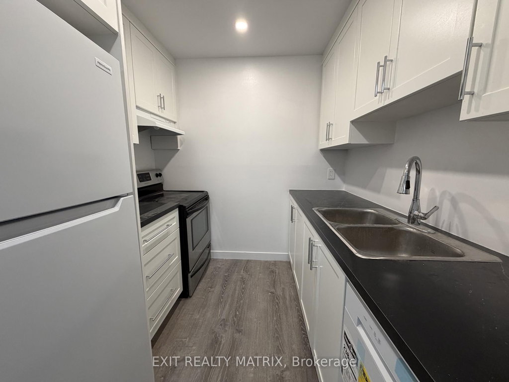 50 - 2610 Draper Avenue 4