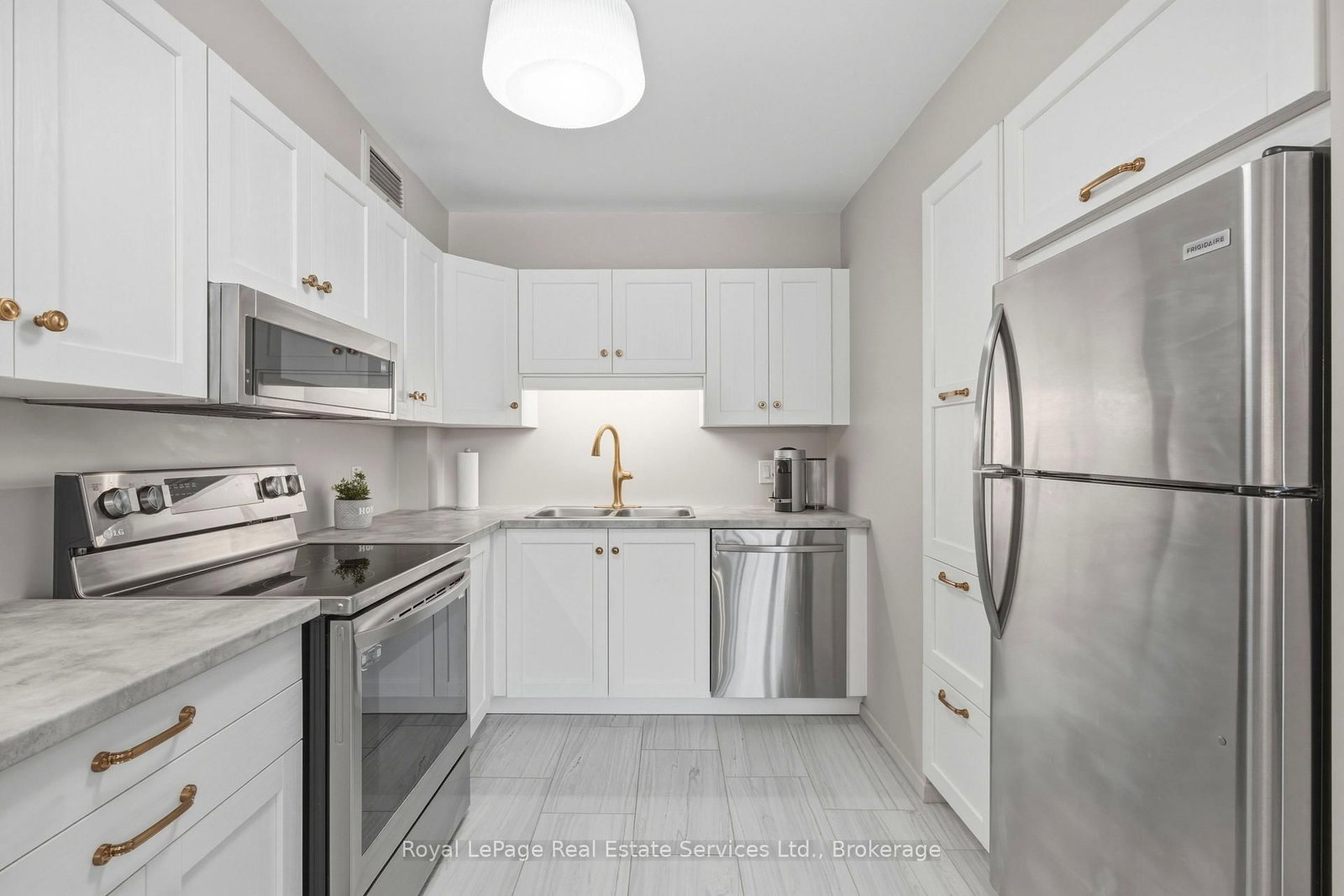 15 Towering Heights Boulevard • #102 • St. Catharines, ON photo 8