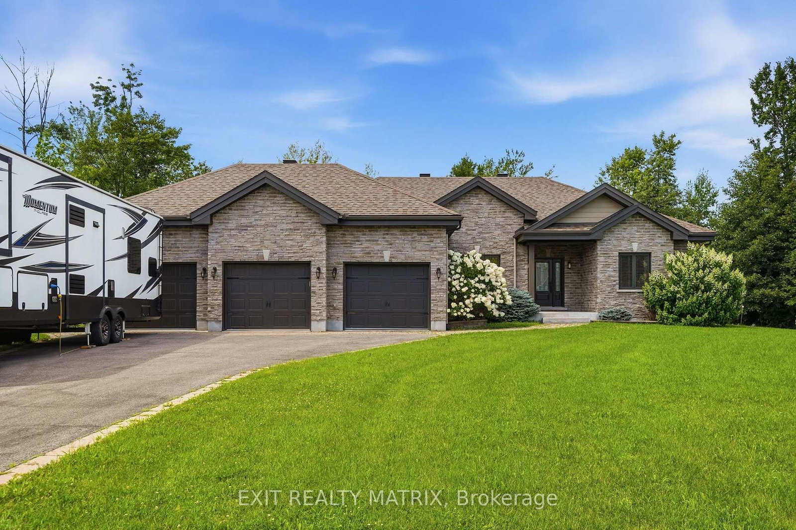 501 Du Parc Road • Champlain, ON photo 2
