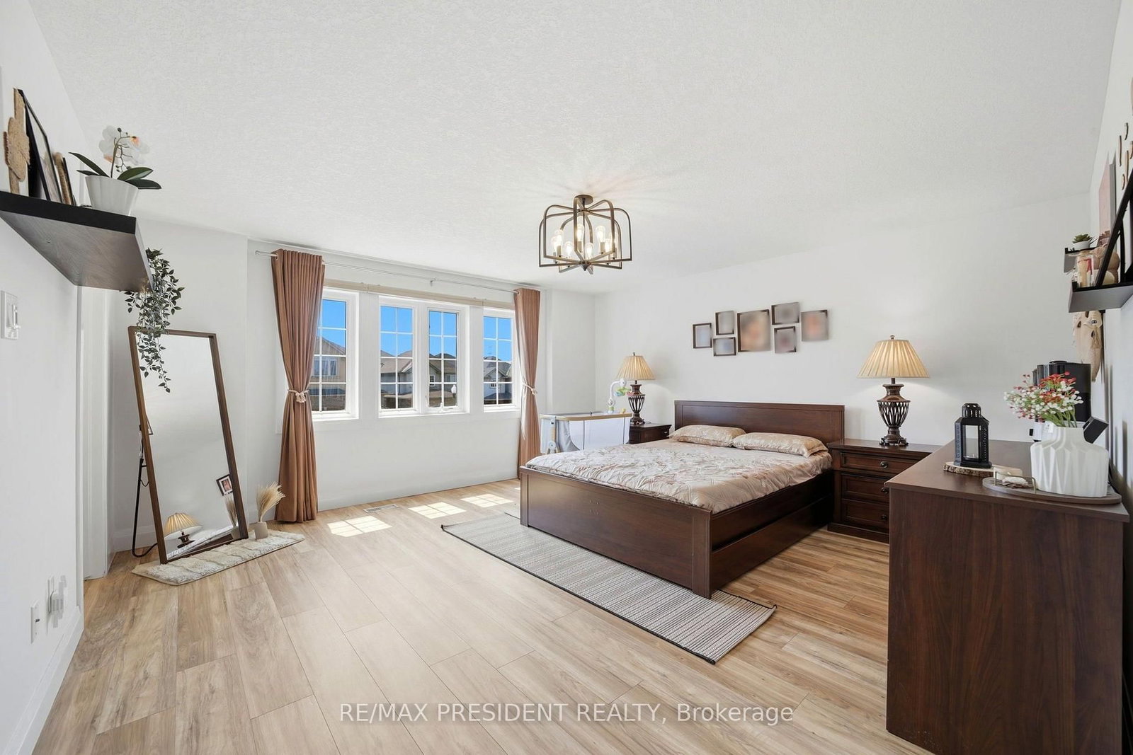 60 Steepleridge Street • Kitchener, ON photo 16