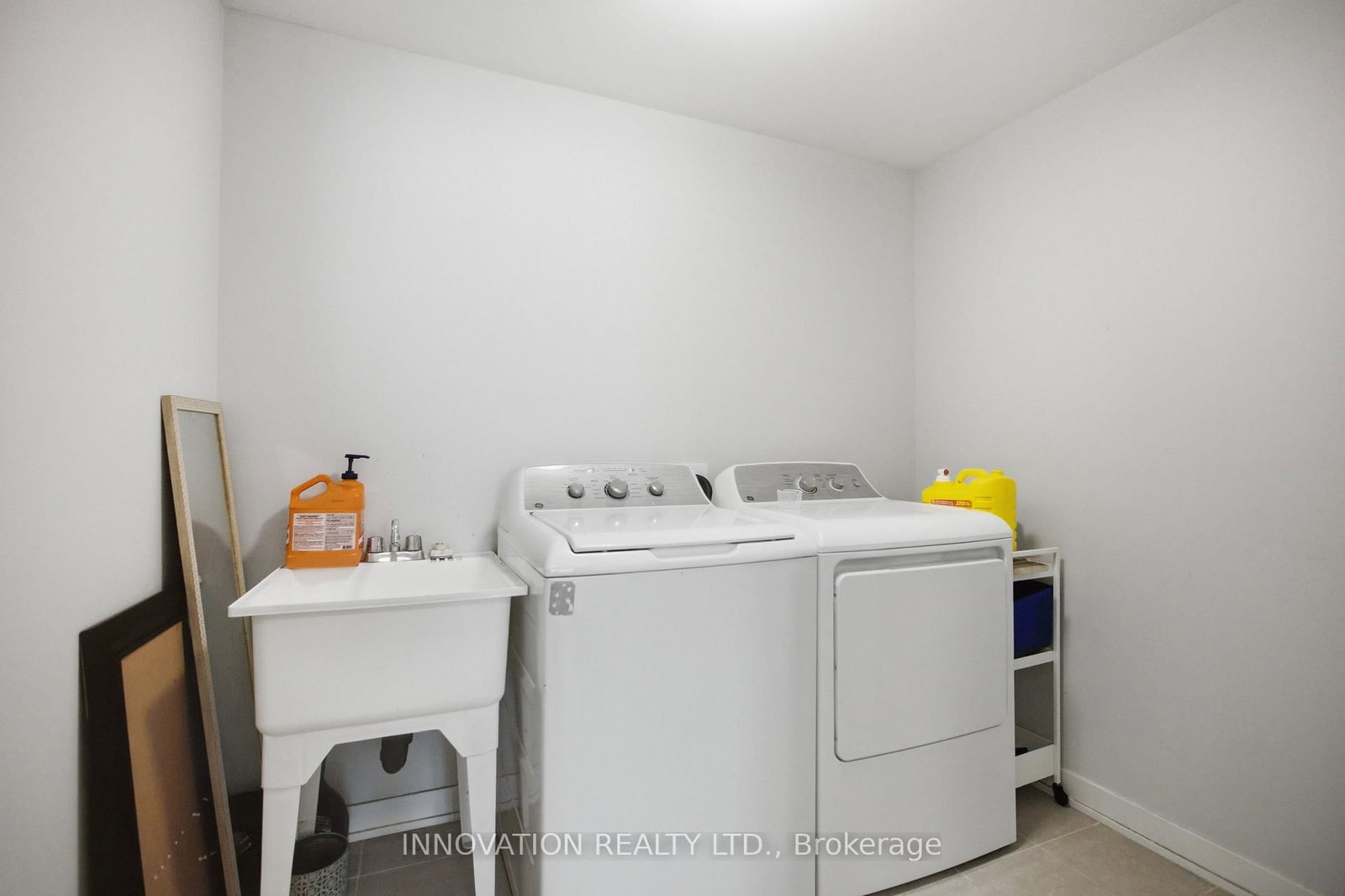 36 Stitch Mews, Richmond 5