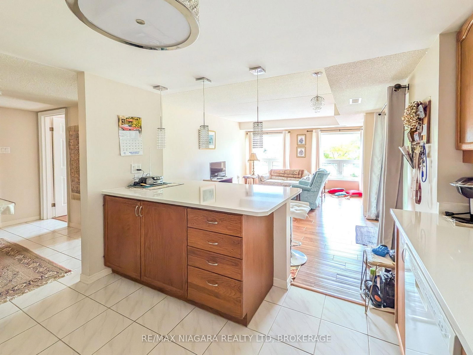 6704 Thorold Stone Road • #203 • Niagara Falls, ON photo 8