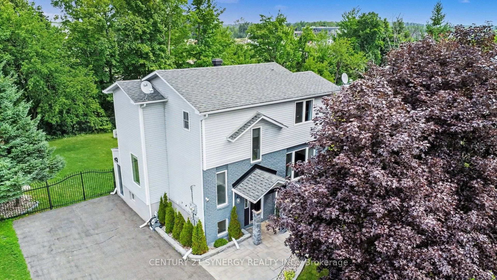 436 Yves Street • Clarence-Rockland, ON photo 2