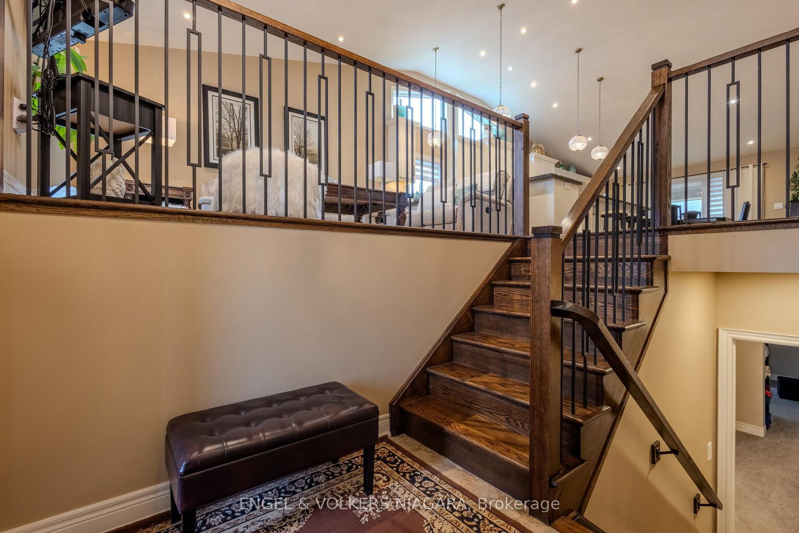5 Delicious Court • Thorold, ON photo 10