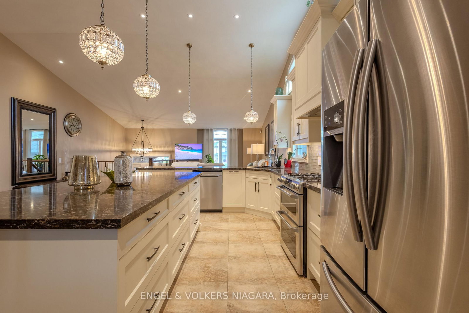 5 Delicious Court • Thorold, ON photo 16