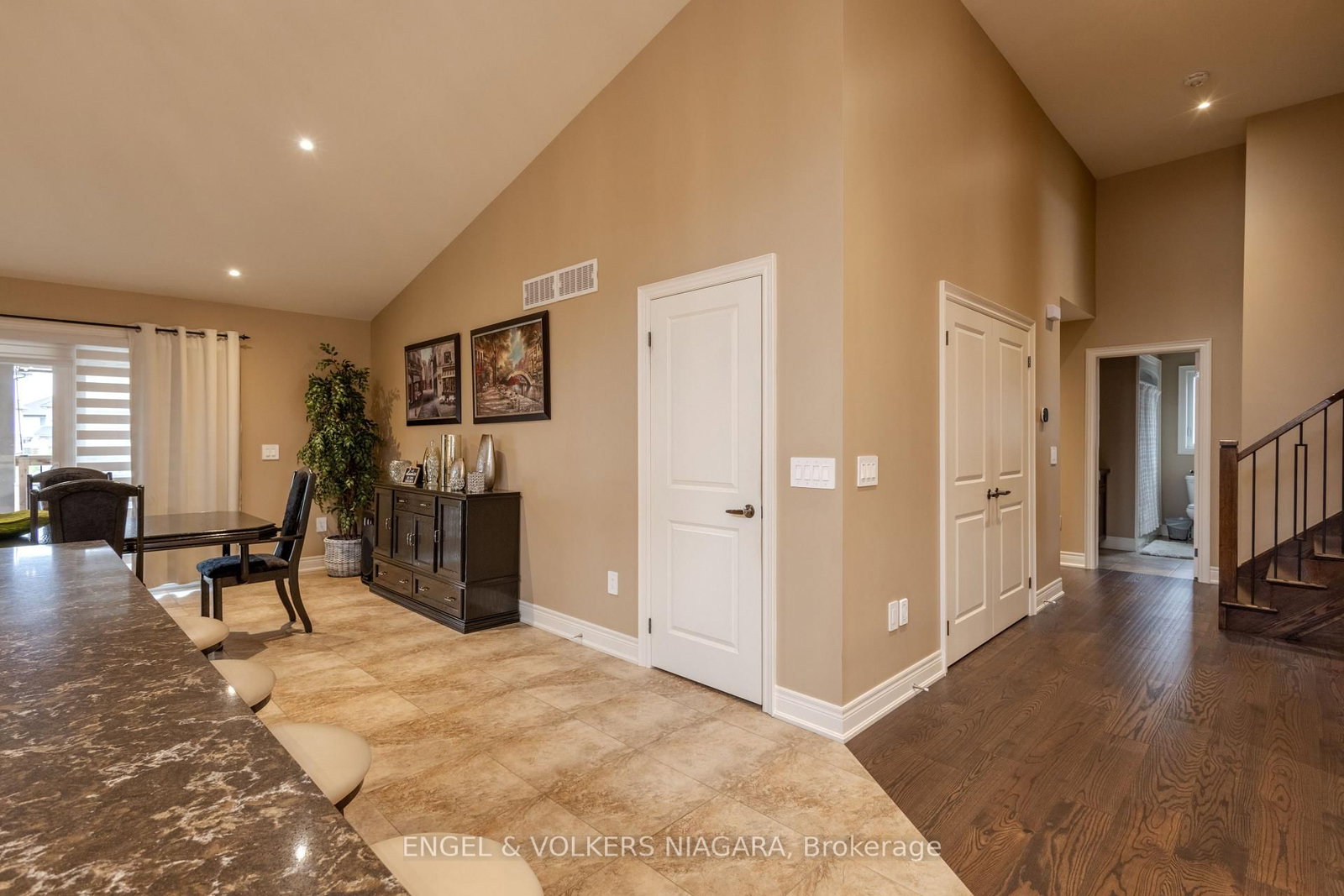 5 Delicious Court • Thorold, ON photo 19