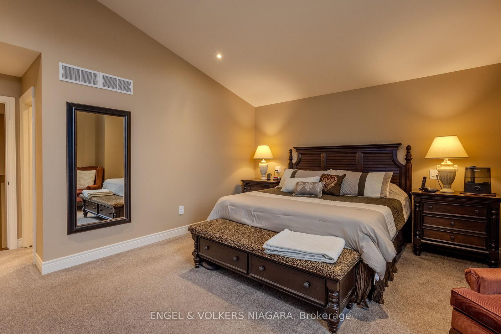 5 Delicious Court • Thorold, ON photo 22
