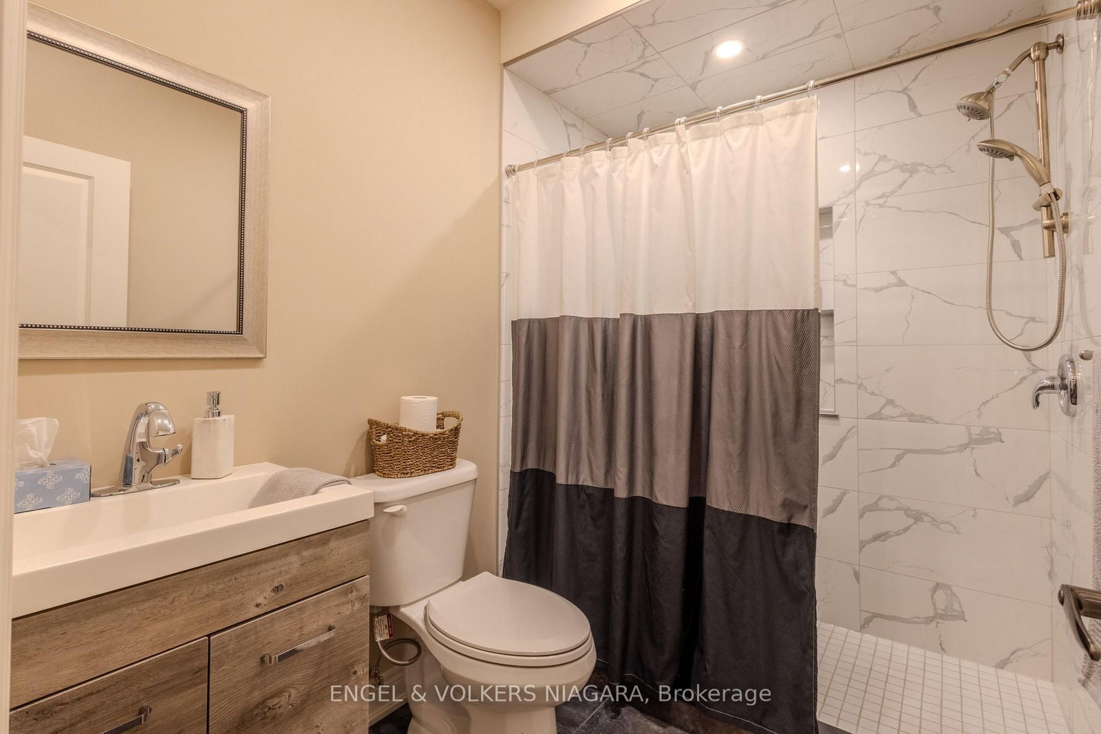 5 Delicious Court • Thorold, ON photo 36