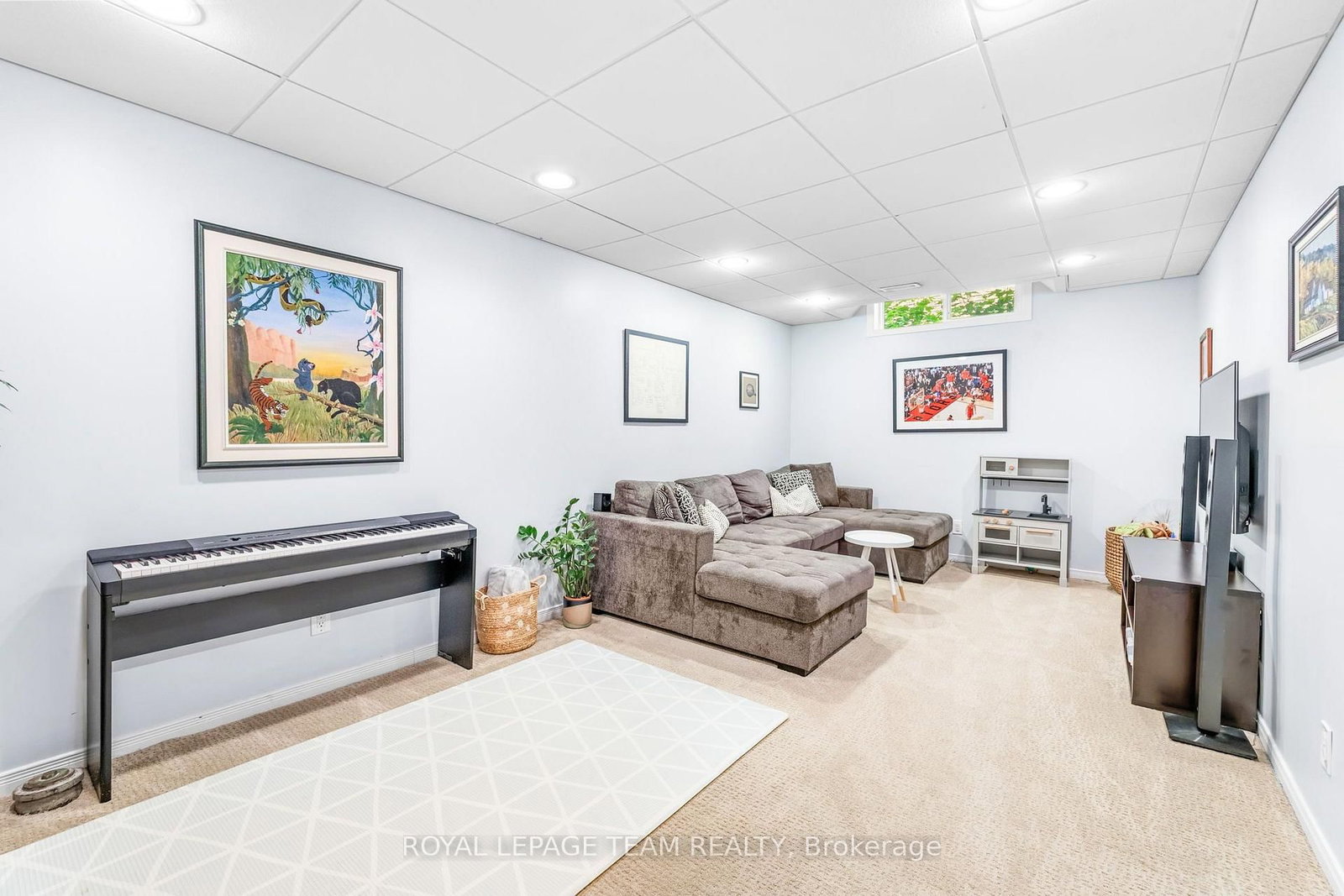 2296 Kay Street • Ottawa, ON photo 31