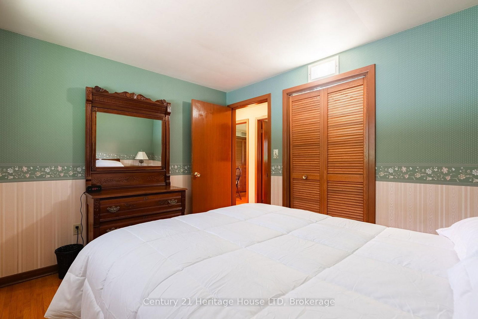 121 Lockhart Drive • St. Catharines, ON photo 21