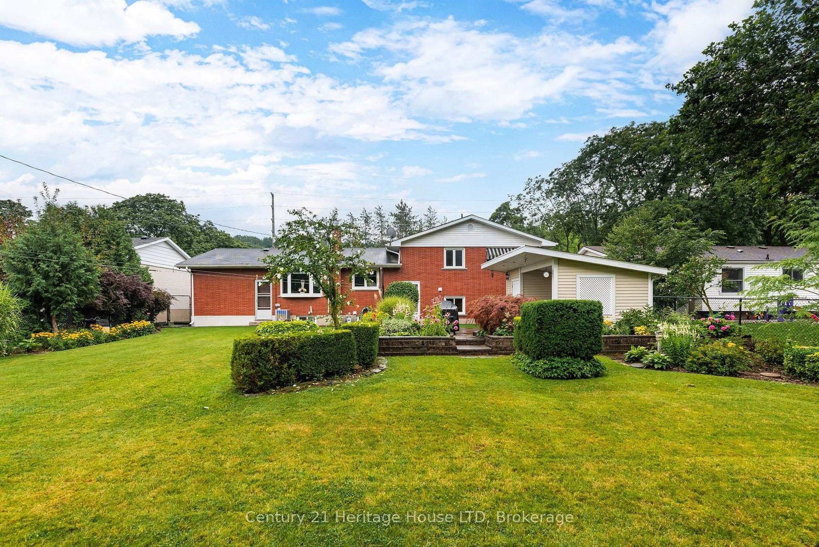 121 Lockhart Drive • St. Catharines, ON photo 36