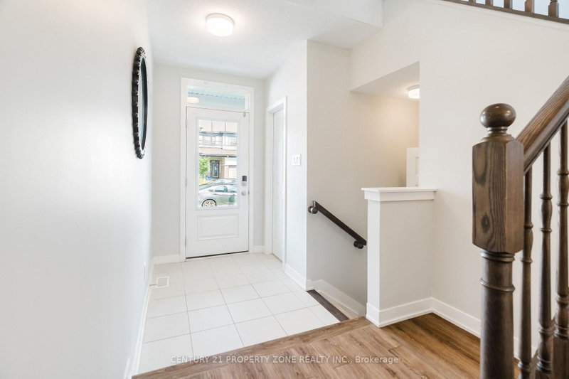 1060 Curraglass Walk