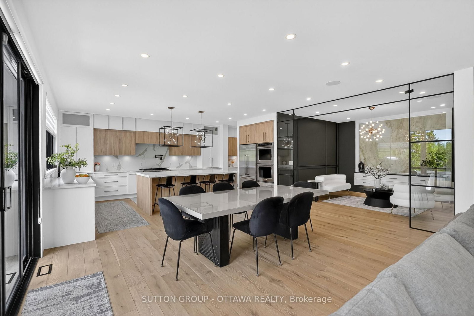 1533 Rosebella Avenue • Ottawa, ON photo 16