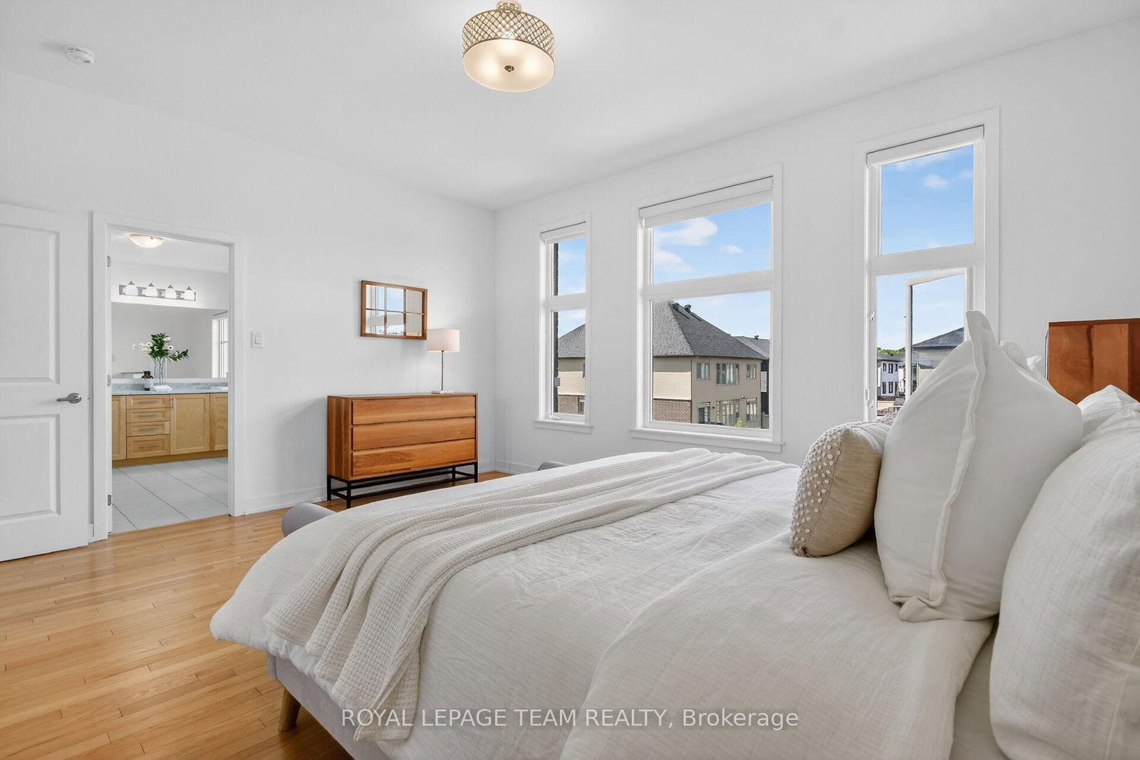 154 Winterhaven Drive • Orleans, ON photo 31