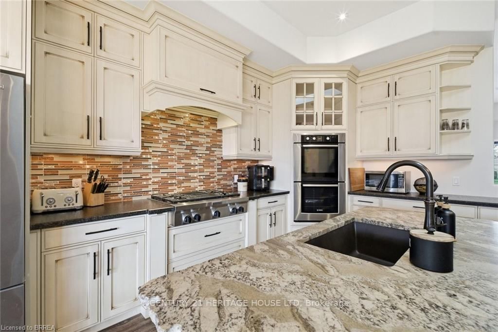 5 Echo Villa Avenue • Brantford, ON photo 16
