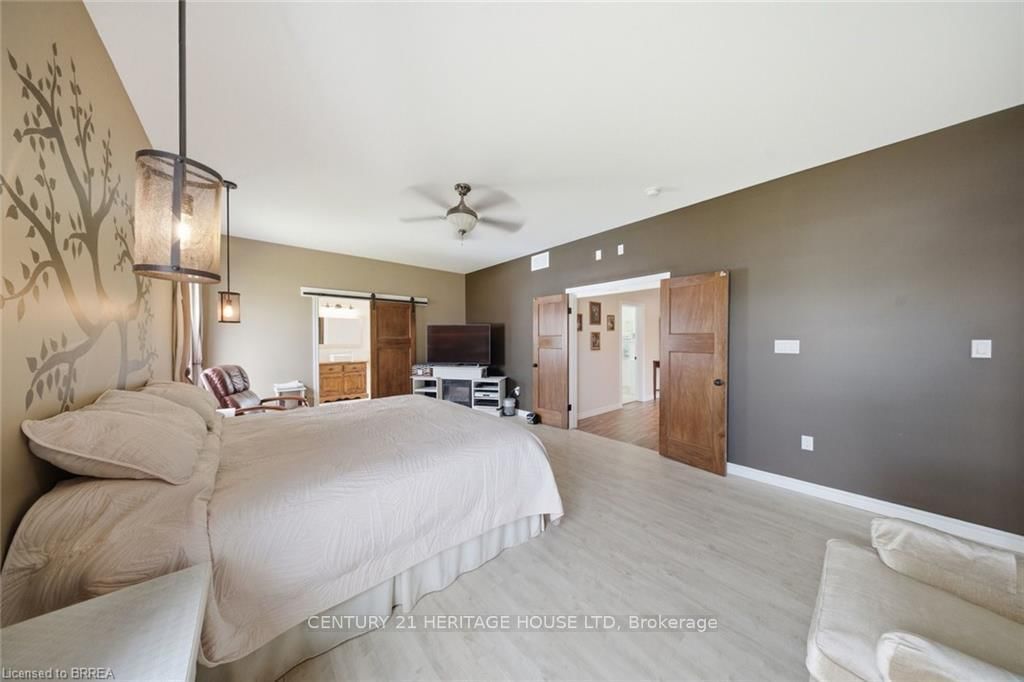 5 Echo Villa Avenue • Brantford, ON photo 25