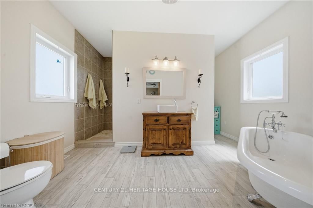 5 Echo Villa Avenue • Brantford, ON photo 26