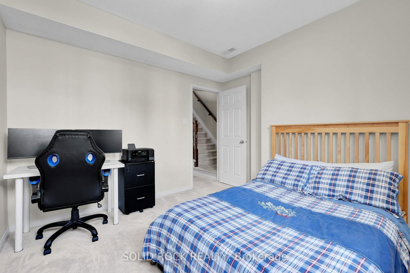 645 Reardon Private • Ottawa, ON photo 24