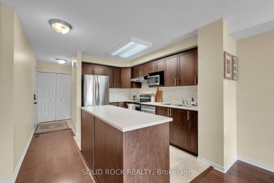 645 Reardon Private • Ottawa, ON photo 8