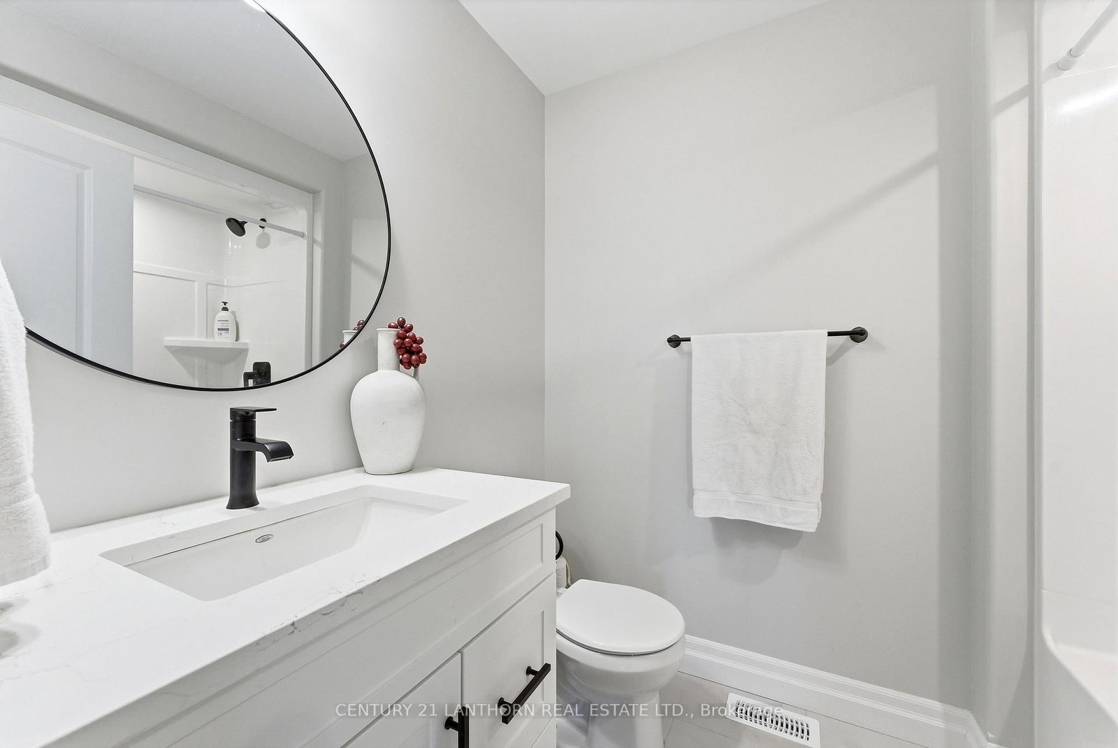 1232 County Road 7 • Prince Edward County, ON photo 16