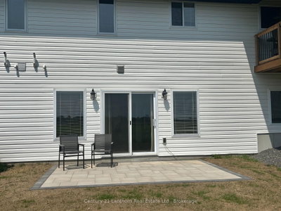 1232 County Road 7 • Prince Edward County, ON photo 4