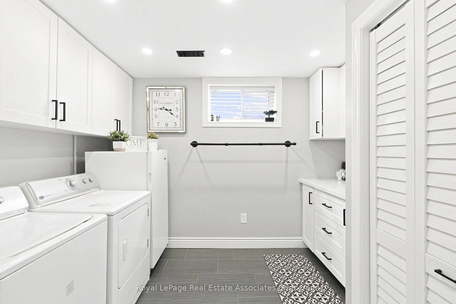15 Quay Court • Hamilton, ON photo 34