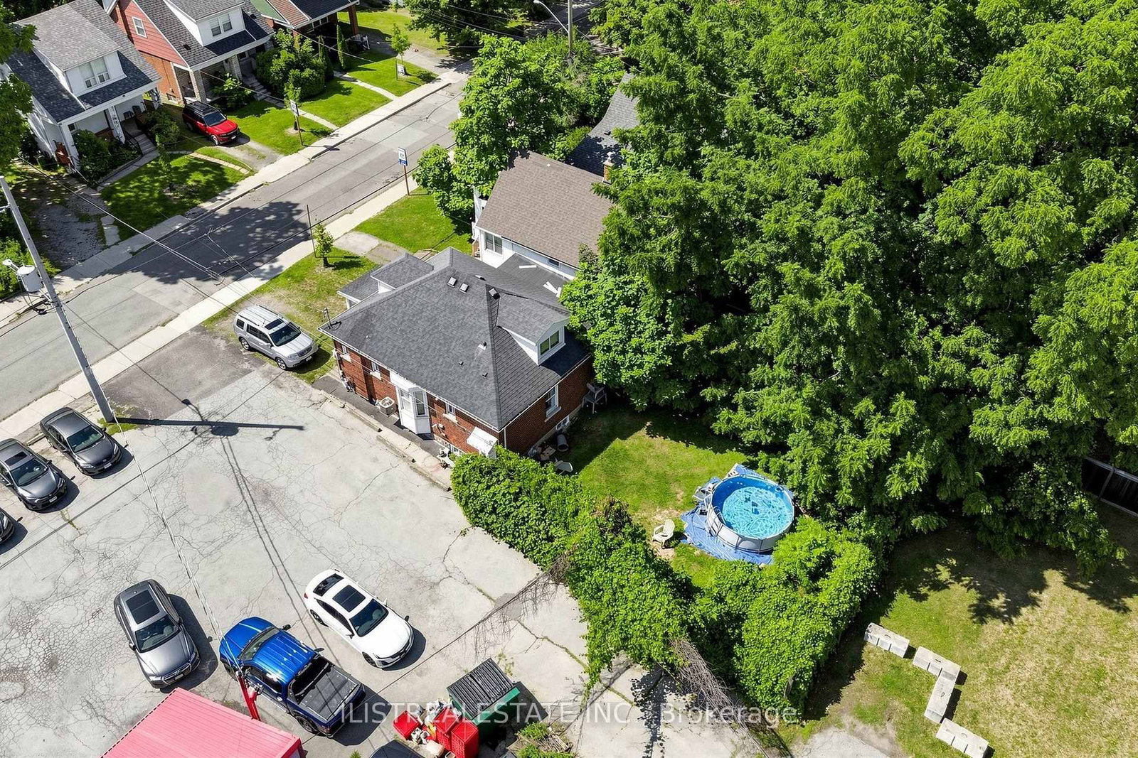 2 Norfolk Street N • Hamilton, ON photo 10