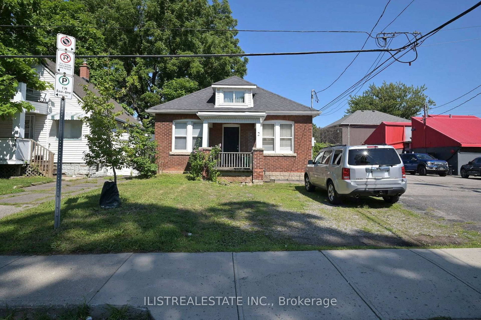 2 Norfolk Street N • Hamilton, ON photo 4