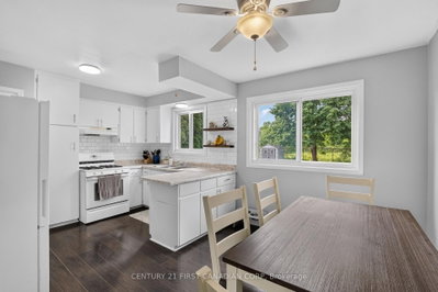 44 Hammond Street • St. Thomas, ON photo 2