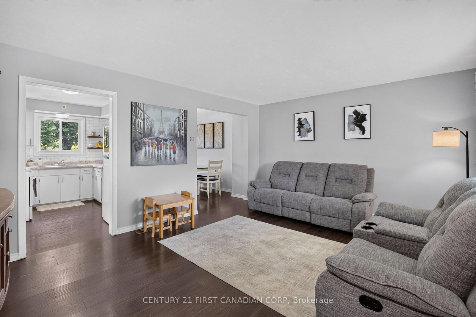 44 Hammond Street • St. Thomas, ON photo 7