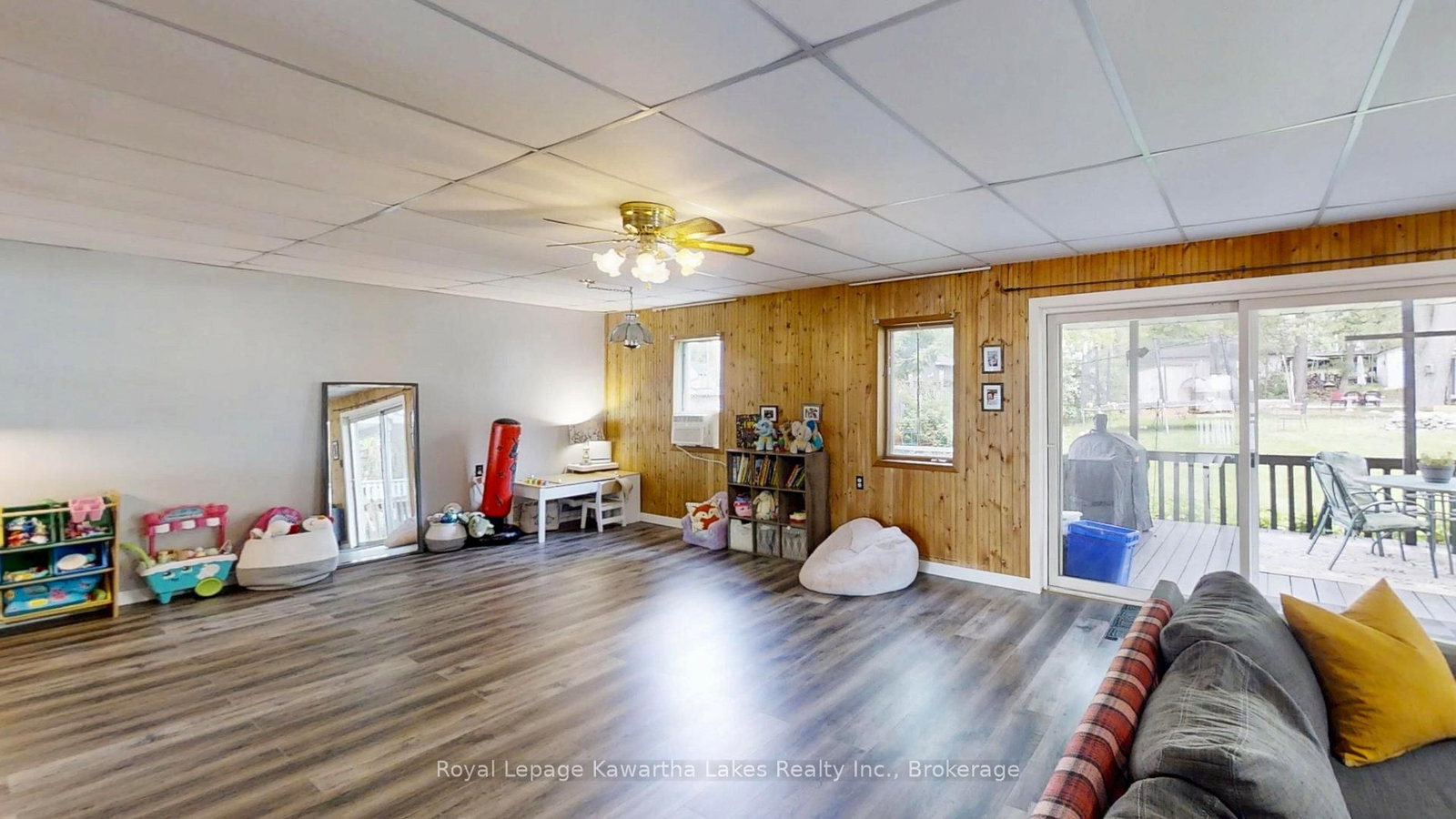 67 Hazel St, Kawartha Lakes, view 16