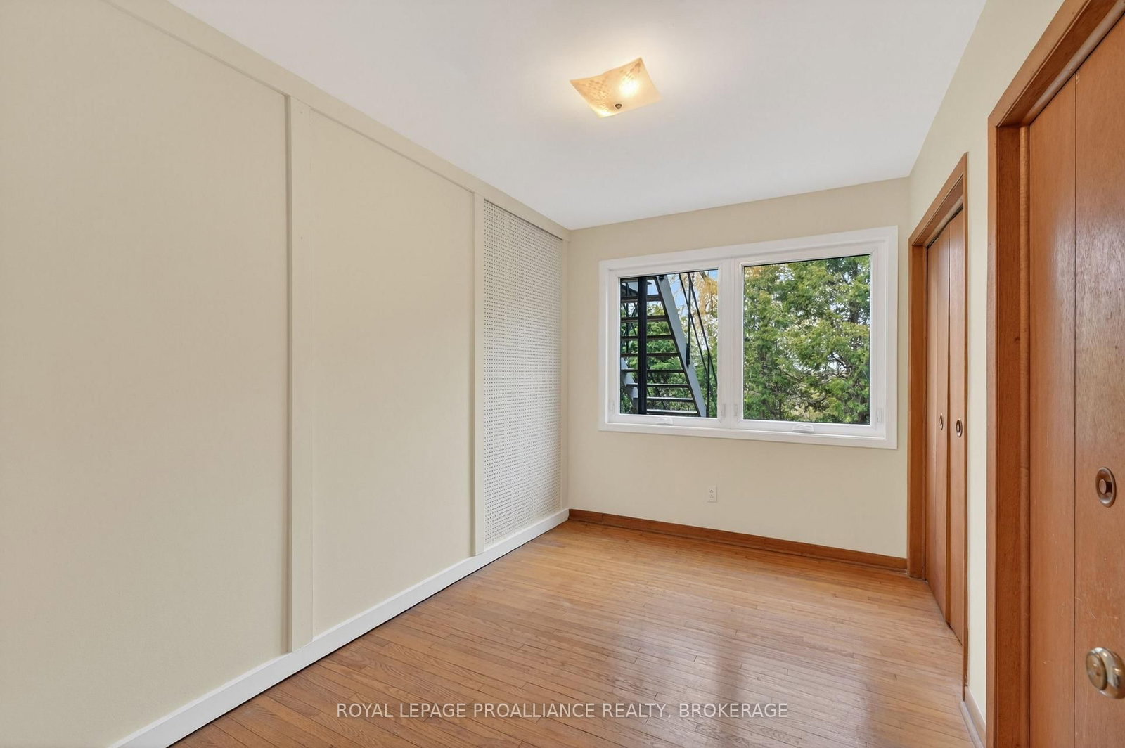 209 Fairway Hill Crescent • Kingston, ON photo 29