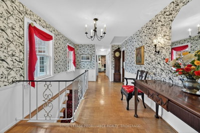 209 Fairway Hill Crescent • Kingston, ON photo 9