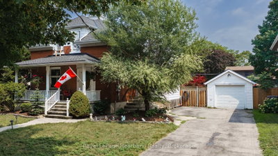 Detached House for sale at 187 CAMERON Street, Goderich, Ontario, N7A 3K9 - Goderich (Town) - MLS: X13667572