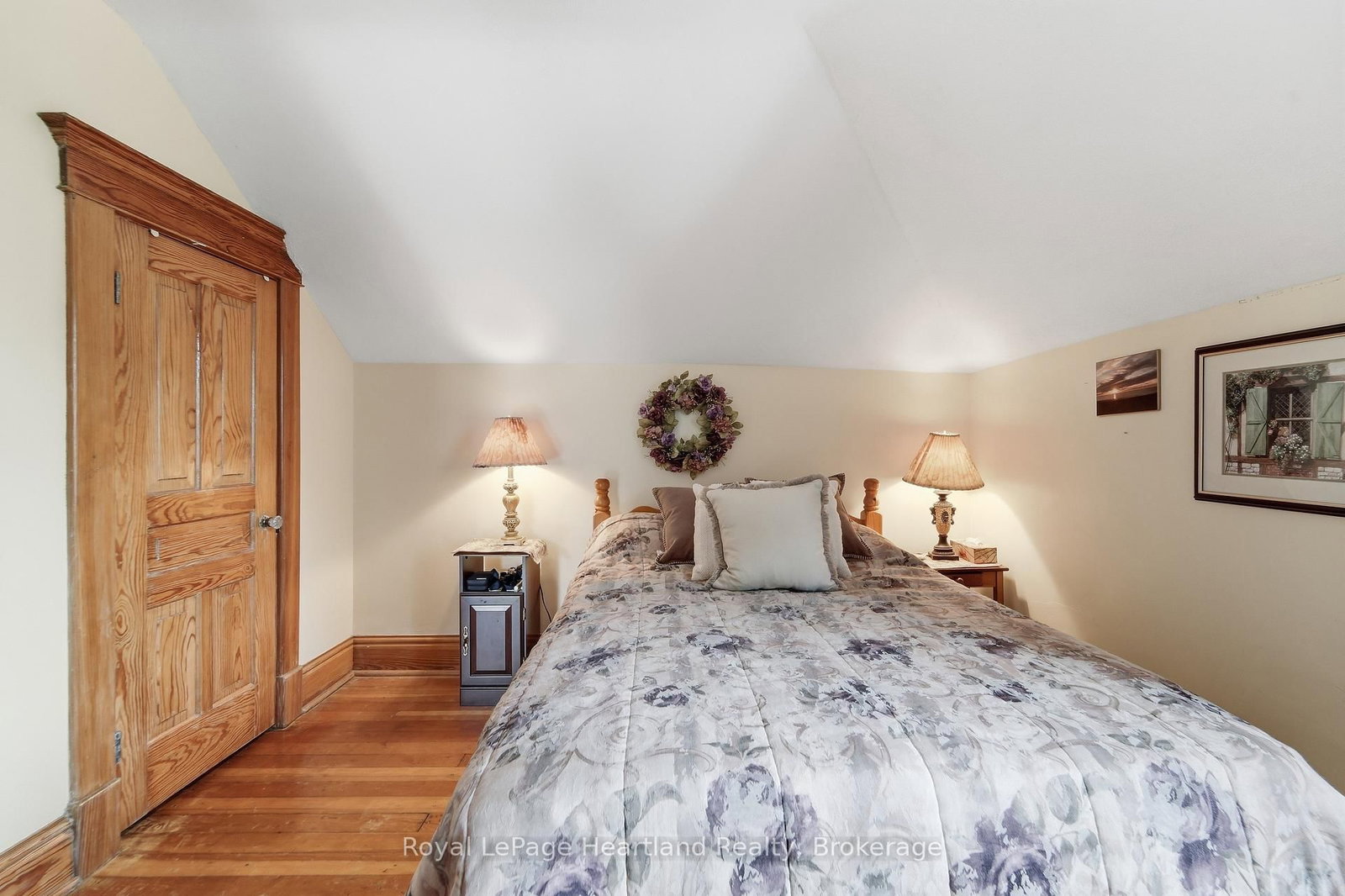 187 CAMERON Street • Goderich, ON photo 25