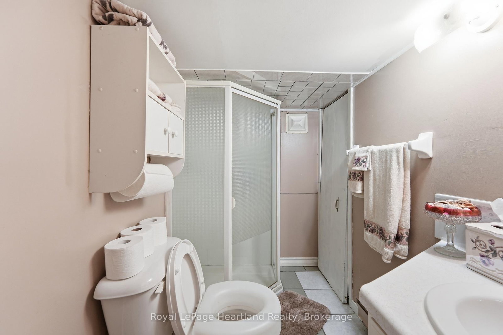 187 CAMERON Street • Goderich, ON photo 30