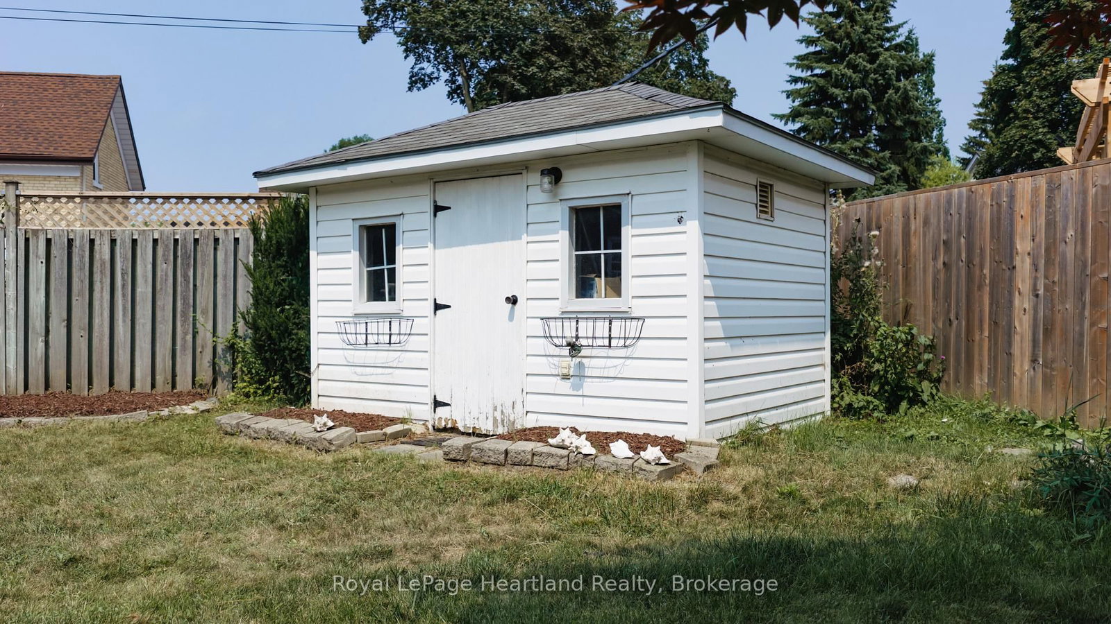 187 CAMERON Street • Goderich, ON photo 39