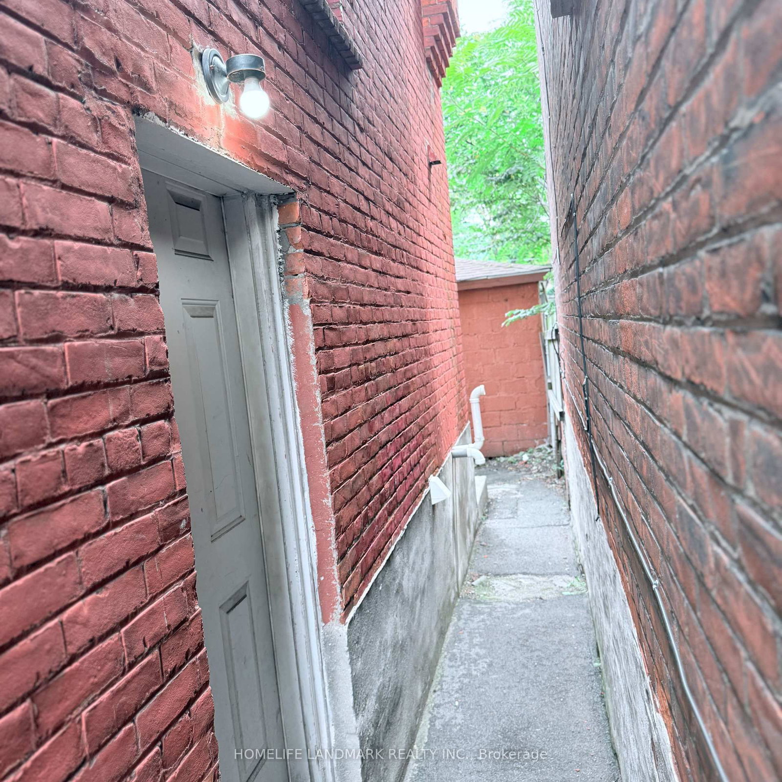 336 King William Street • Hamilton, ON photo 29