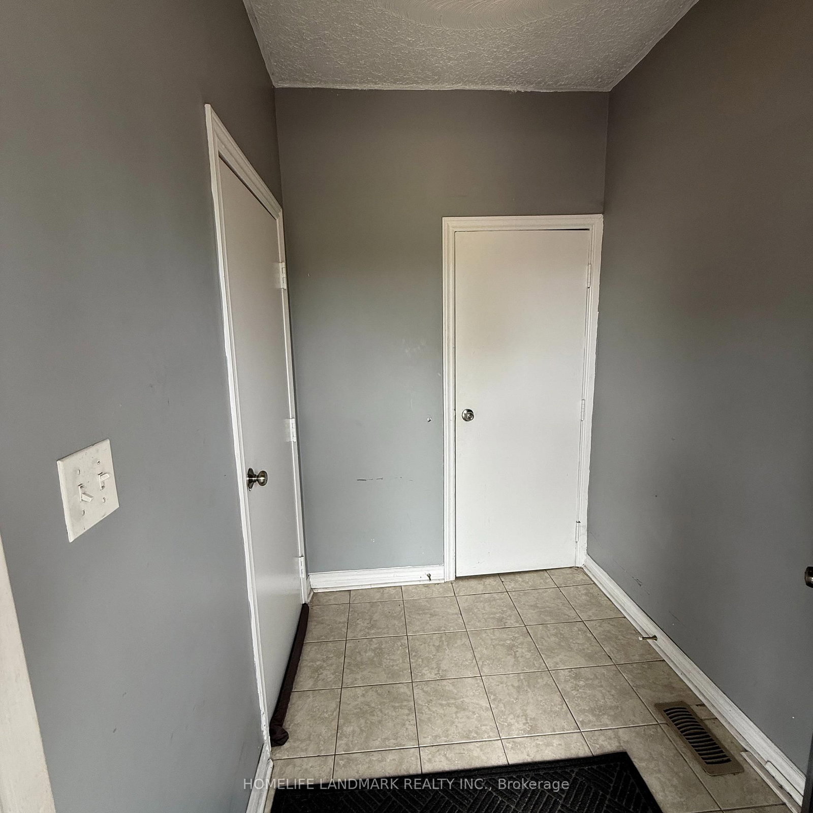 336 King William Street • Hamilton, ON photo 6