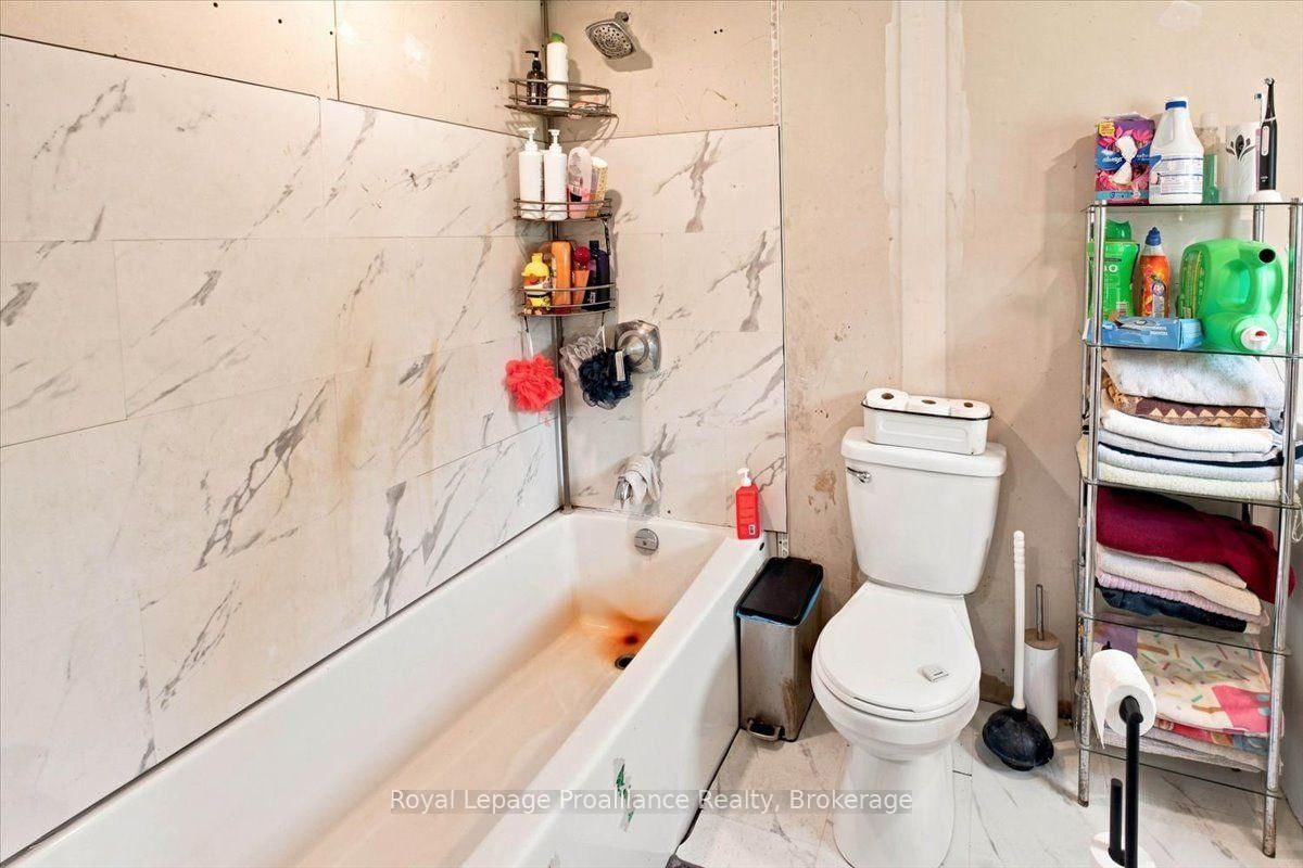 27 Hartin Road • Addington Highlands, ON photo 22