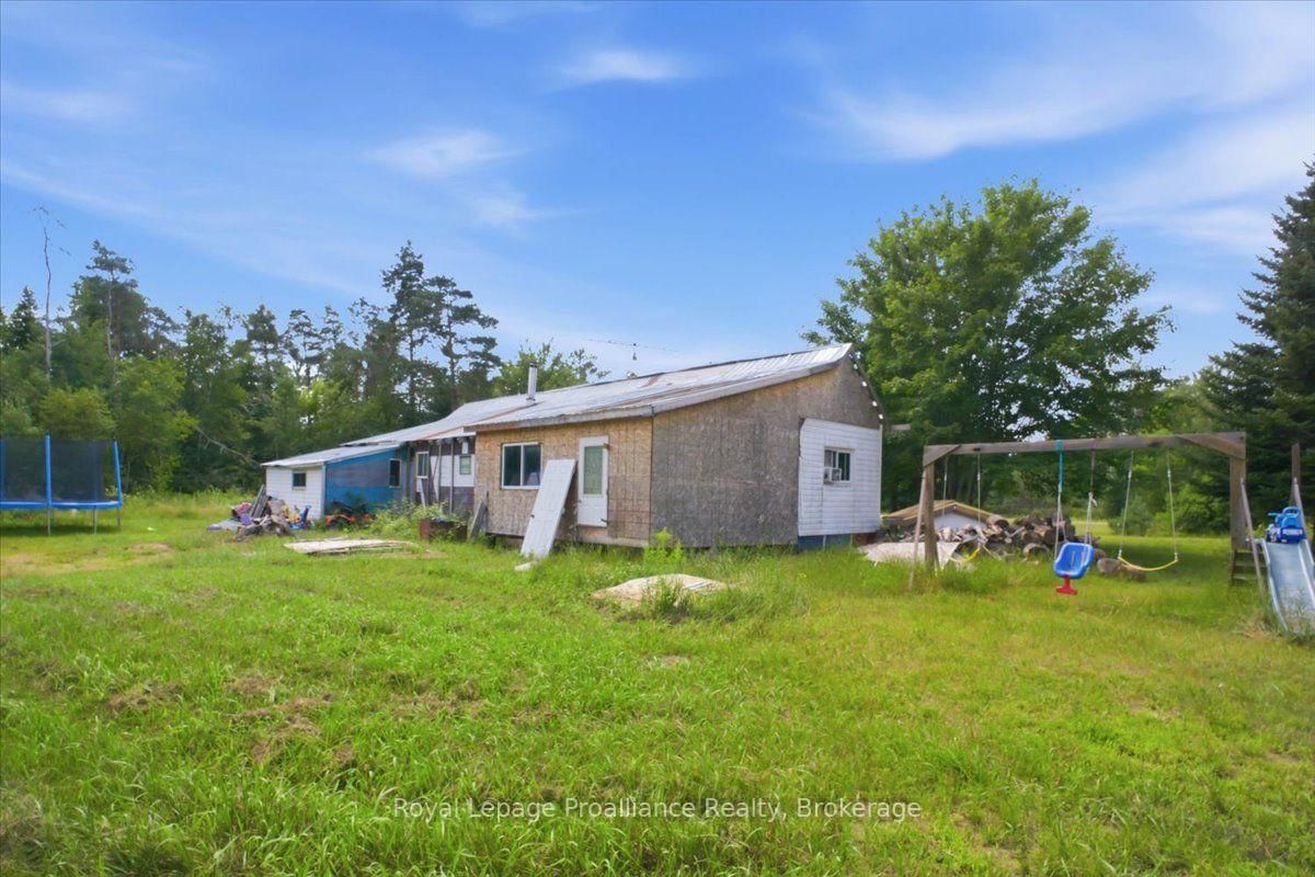 27 Hartin Road • Addington Highlands, ON photo 34