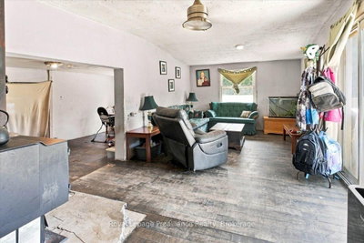 27 Hartin Road • Addington Highlands, ON photo 8