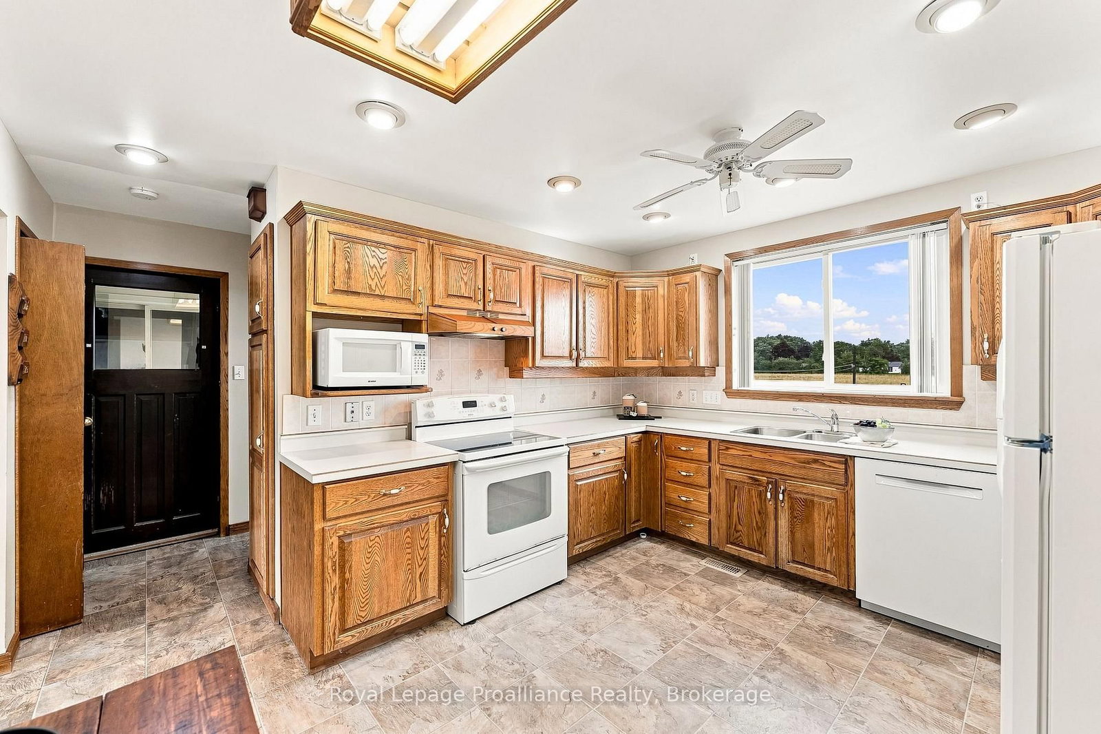 499 McMaster Road • Quinte West, ON photo 18