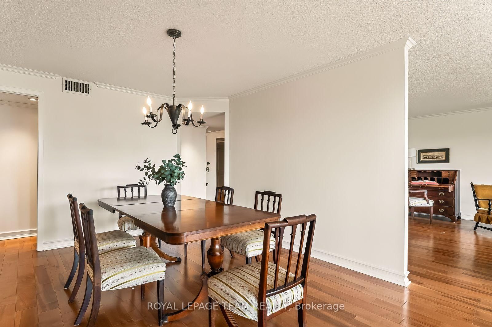 130 Rideau Terrace • #7 • Ottawa, ON photo 13